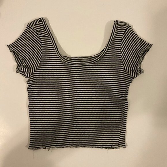 90’s  Vintage Striped Crop Top - Picture 3 of 5